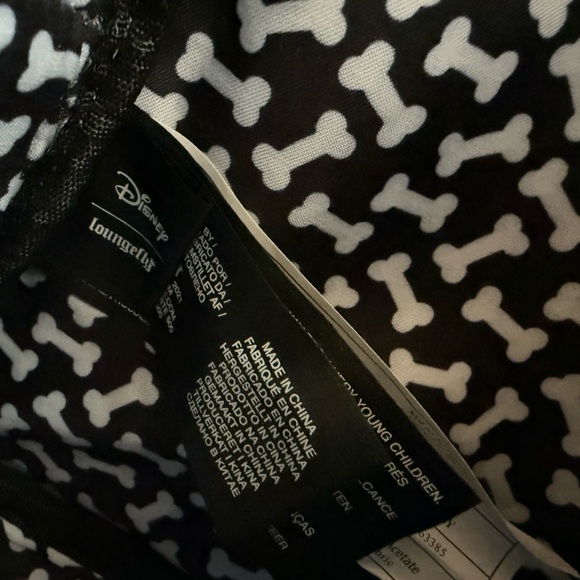 Loungefly Disney Dogs Backpack - Picture 6 of 6